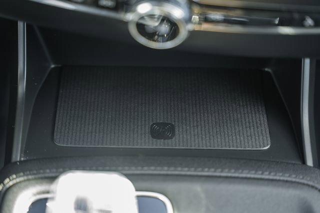 Used 2025 Volvo XC90 B6 Plus image 23