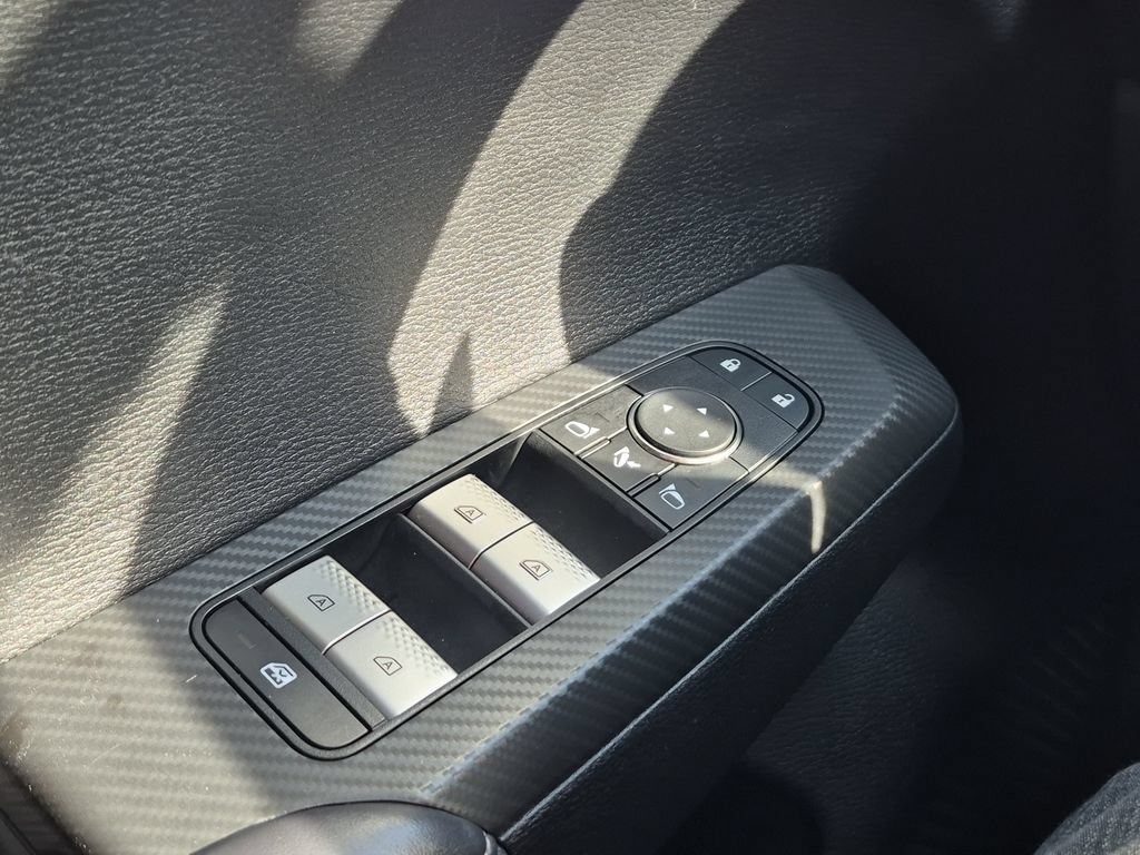 Used 2024 Mitsubishi Outlander SE FWD image 20