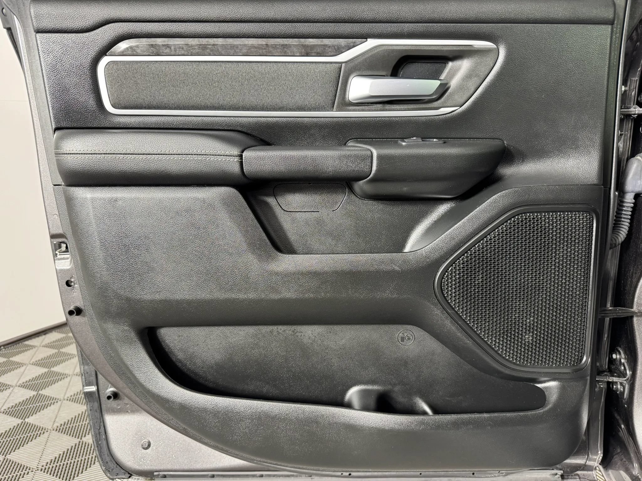 Used 2020 RAM 1500 Lone Star AWD/4WD image 39