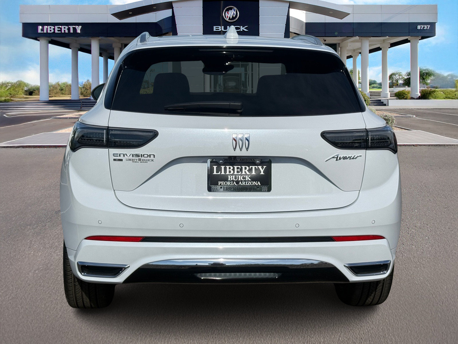 Used 2025 Buick Envision Avenir AWD/4WD image 5