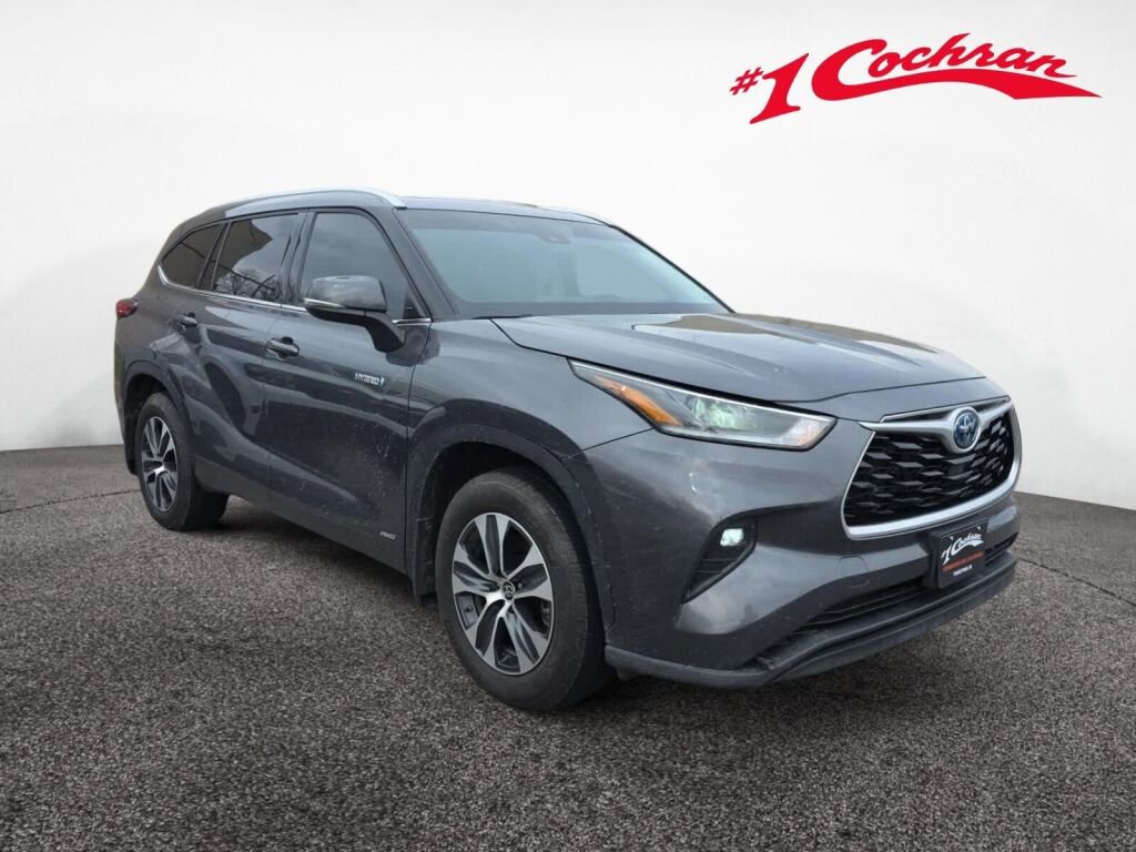 Used 2021 Toyota Highlander XLE image 5