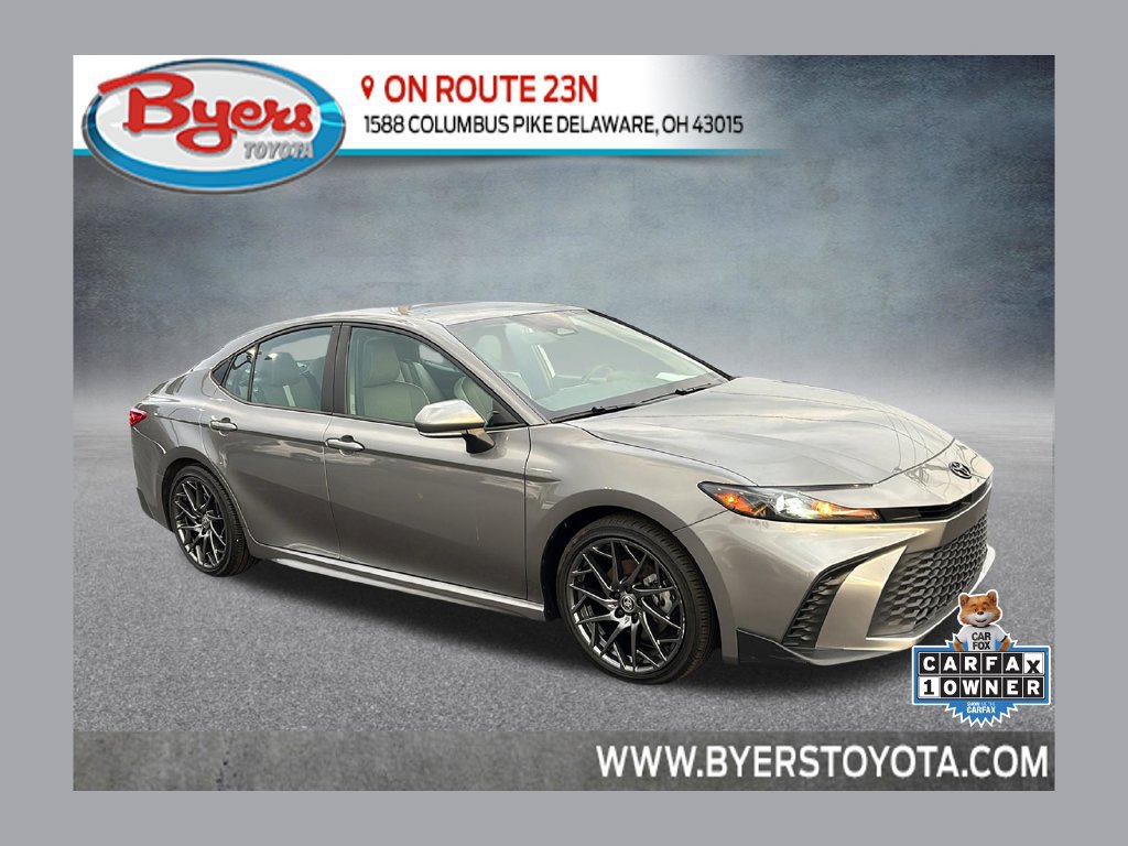 Used 2025 Toyota Camry SE w/ Convenience Package