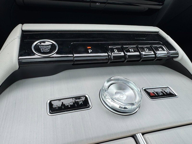 New 2025 Lincoln Navigator L Reserve image 17