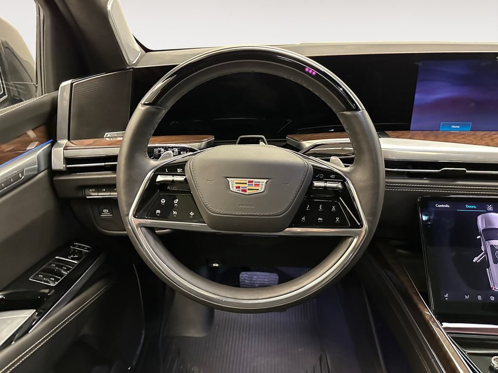 Used 2025 Cadillac Escalade ESV Sport Platinum AWD/4WD image 12