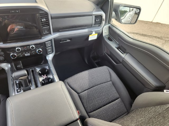 New 2026 Ford F150 XLT w/ FX4 Off-Road Package AWD/4WD image 12