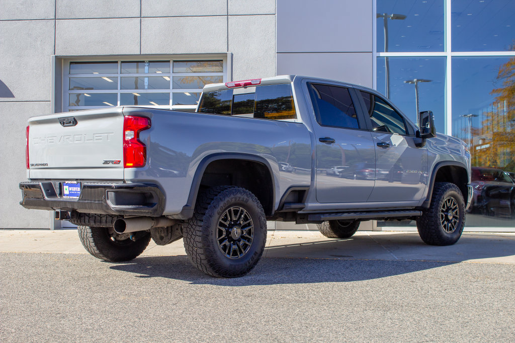 Used 2024 Chevrolet Silverado 2500 ZR2 AWD/4WD image 10