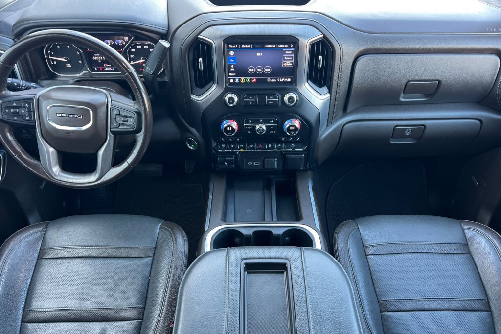 Used 2020 GMC Sierra 3500 Denali w/ Denali Ultimate Package image 10