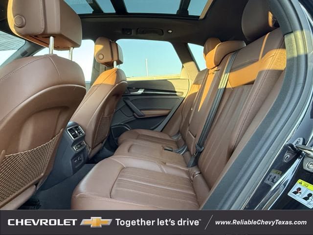 Used 2019 Audi Q5 2.0T Premium Plus w/ Premium Plus Package AWD/4WD image 35