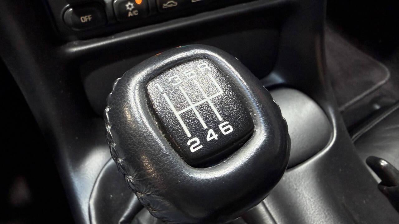 Used 2003 Chevrolet Corvette Z06 w/ Memory Package, 3 Drivers image 3