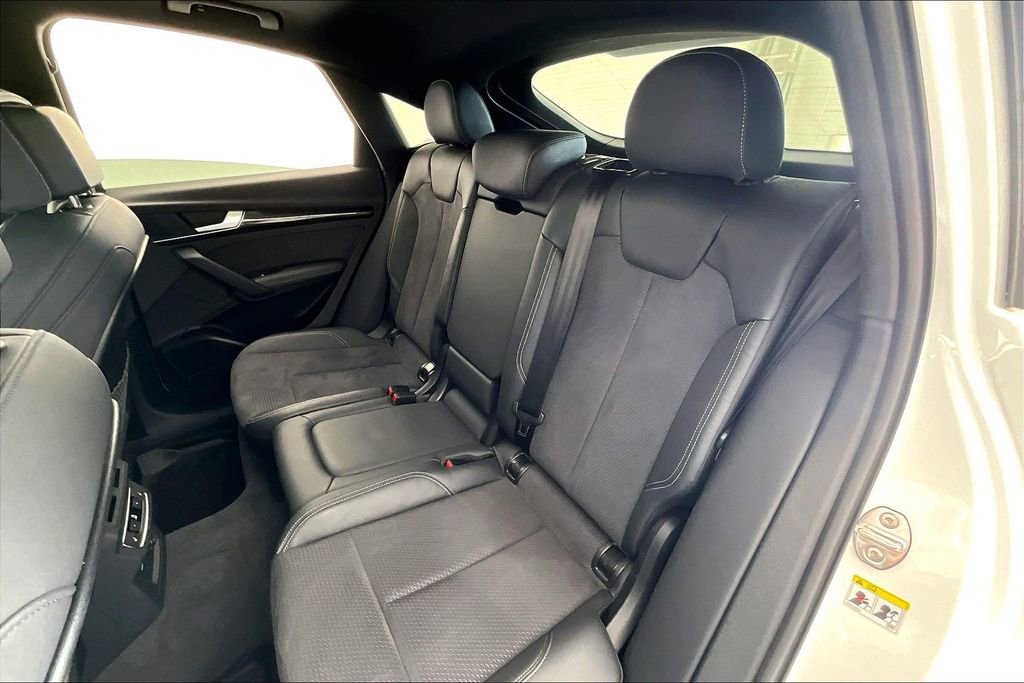 Used 2023 Audi SQ5 Prestige w/ Prestige Package image 33