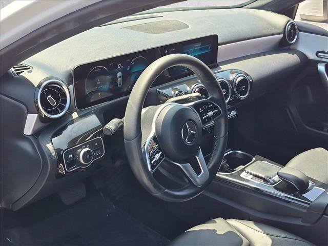 Used 2020 Mercedes-Benz A 220 image 10