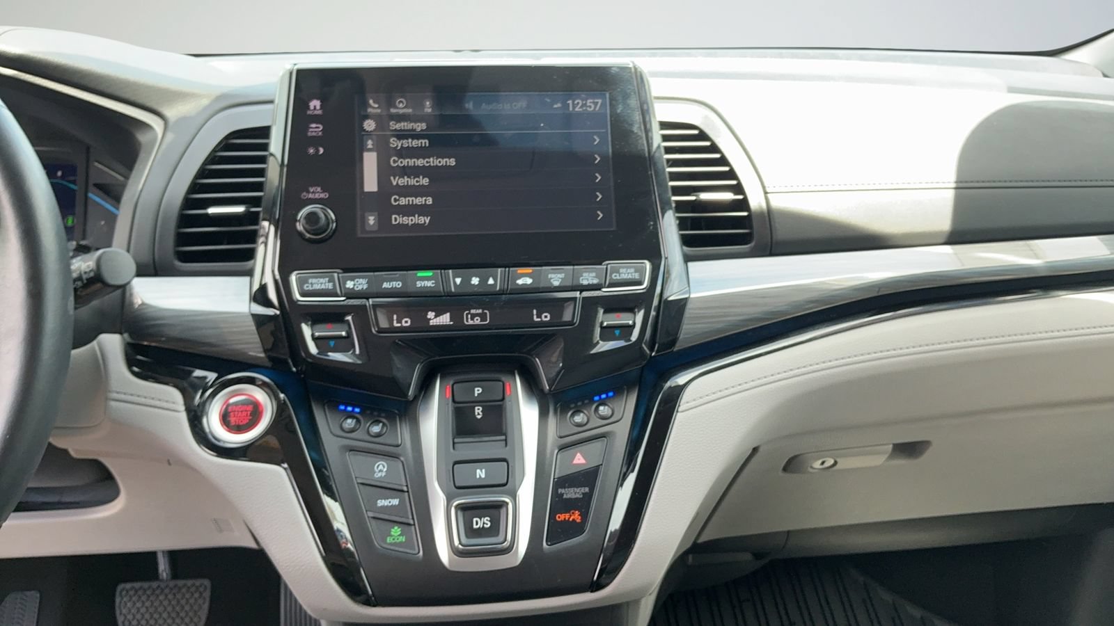 Used 2023 Honda Odyssey Elite image 32