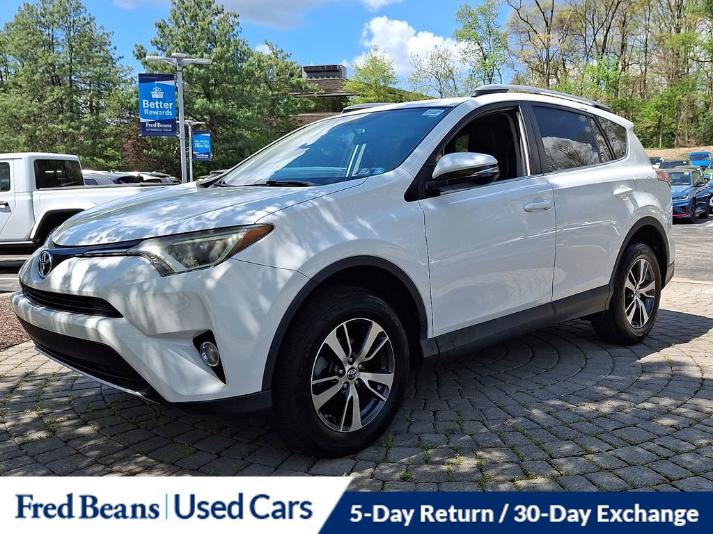 Used 2016 Toyota RAV4 XLE AWD/4WD image 3