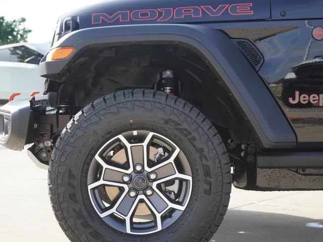 New 2026 Jeep Gladiator Mojave w/ Safety Group AWD/4WD image 5
