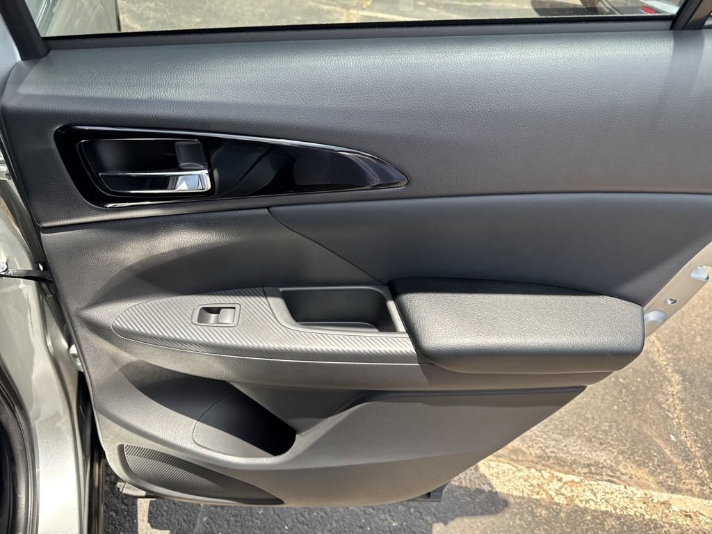 New 2026 Mitsubishi Eclipse Cross SE AWD/4WD image 36