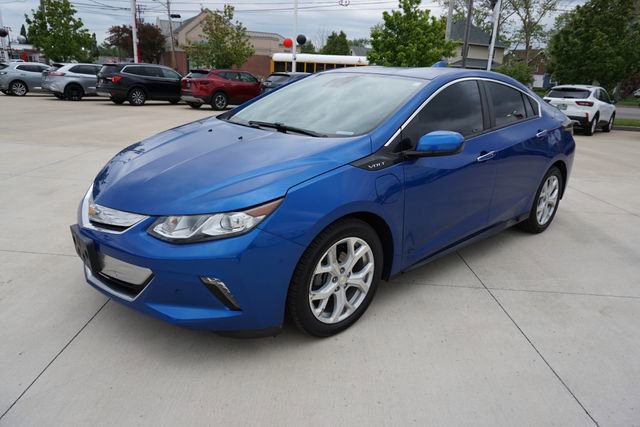 Used 2017 Chevrolet Volt Premier w/ Driver Confidence II Package FWD image 9