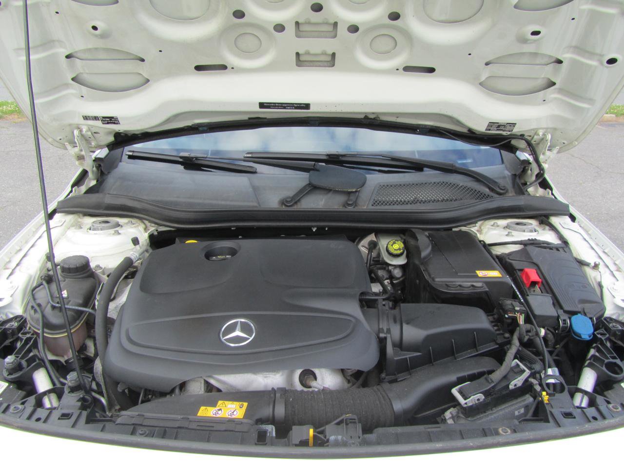 Used 2015 Mercedes-Benz GLA 250 4MATIC image 25