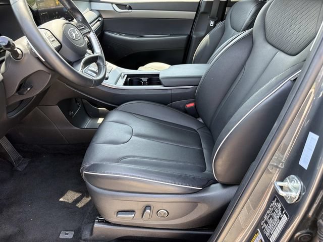 Used 2025 Hyundai Palisade SEL FWD image 14