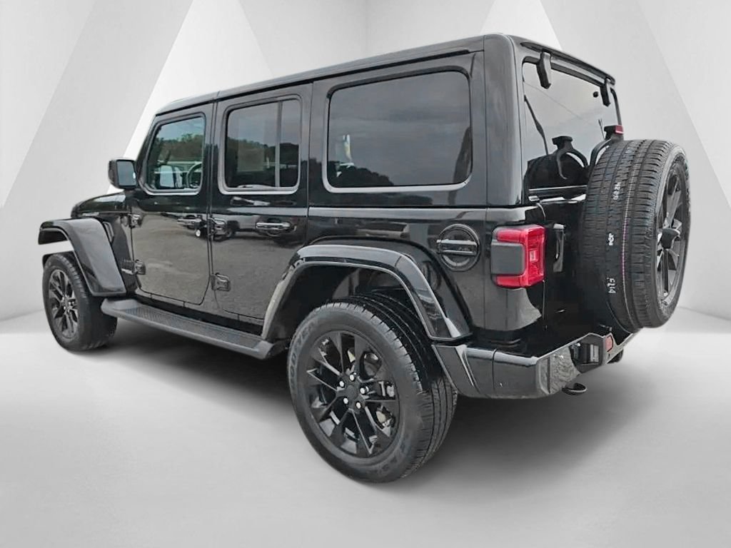 Used 2021 Jeep Wrangler Unlimited Sahara AWD/4WD image 7