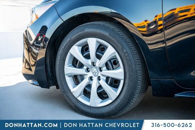 Used 2024 Toyota Corolla LE image 33