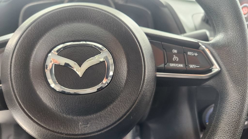 Used 2017 MAZDA MAZDA3 Sport FWD image 21