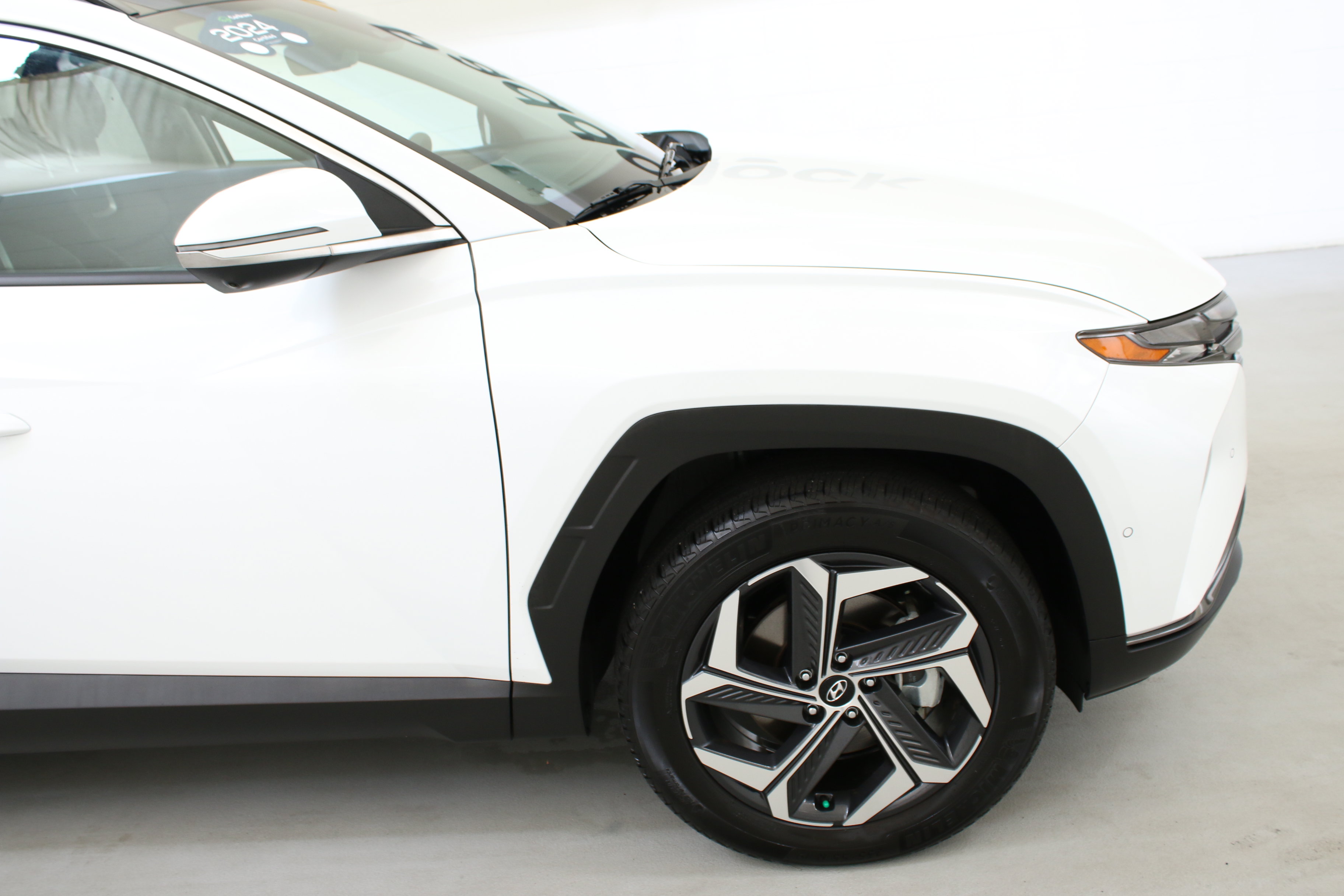 Used 2024 Hyundai Tucson Limited AWD/4WD image 12