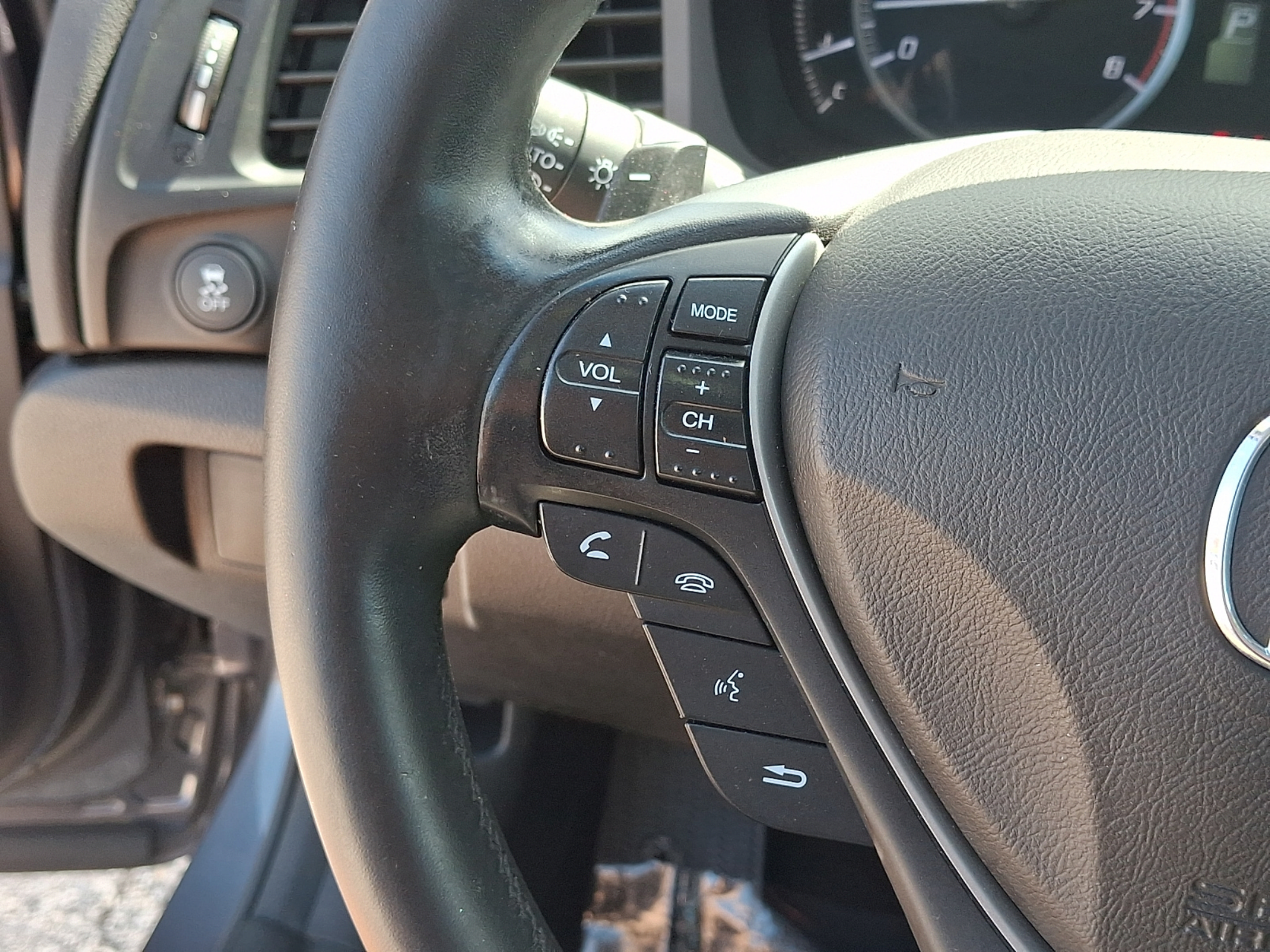 Used 2015 Acura ILX FWD image 17