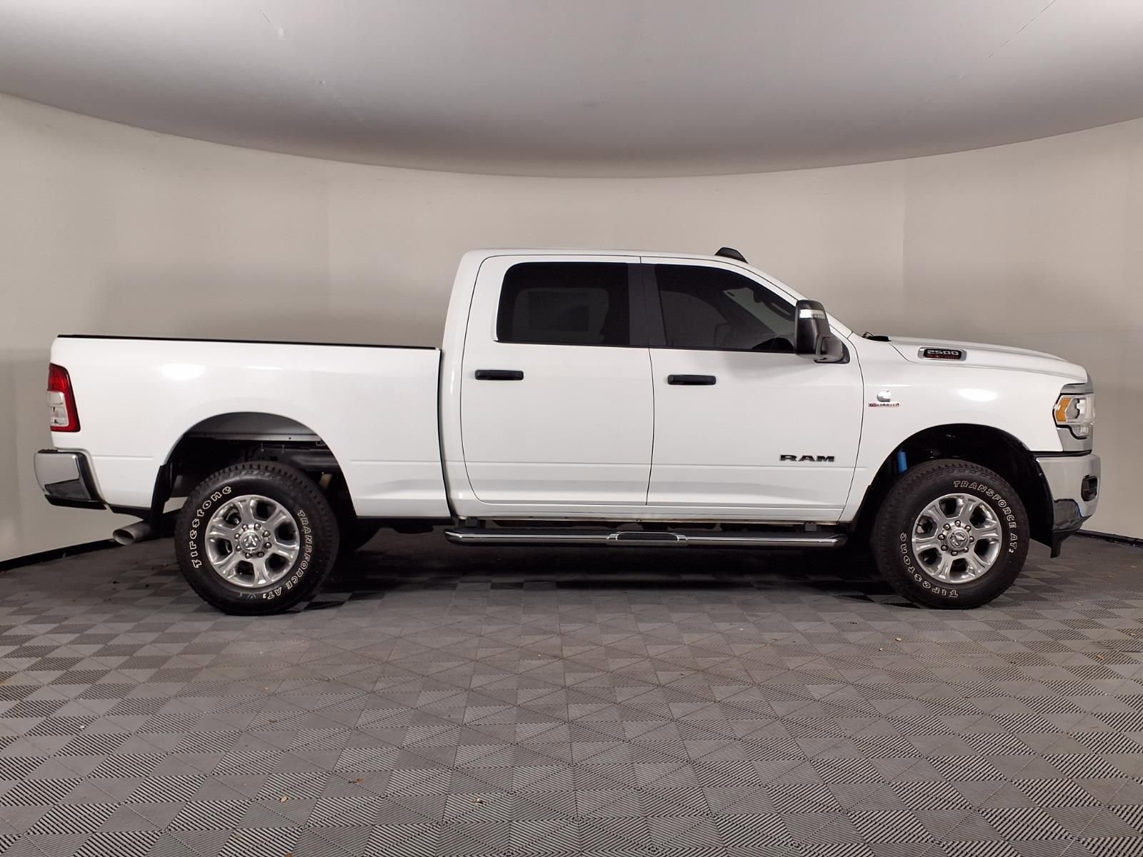 Used 2024 RAM 2500 Big Horn w/ Off Road Package AWD/4WD image 31