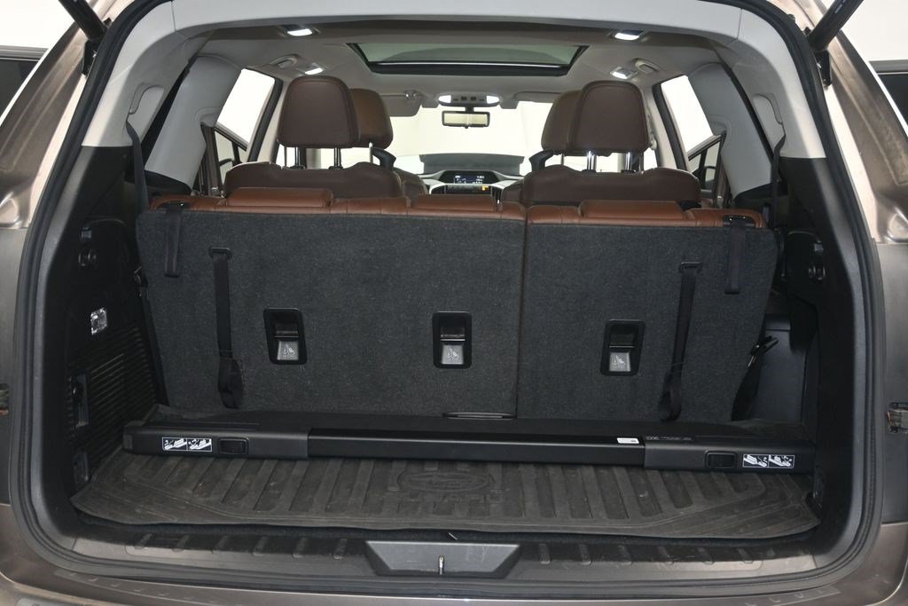 Used 2022 Subaru Ascent Touring w/ Popular Package #2A AWD/4WD image 9