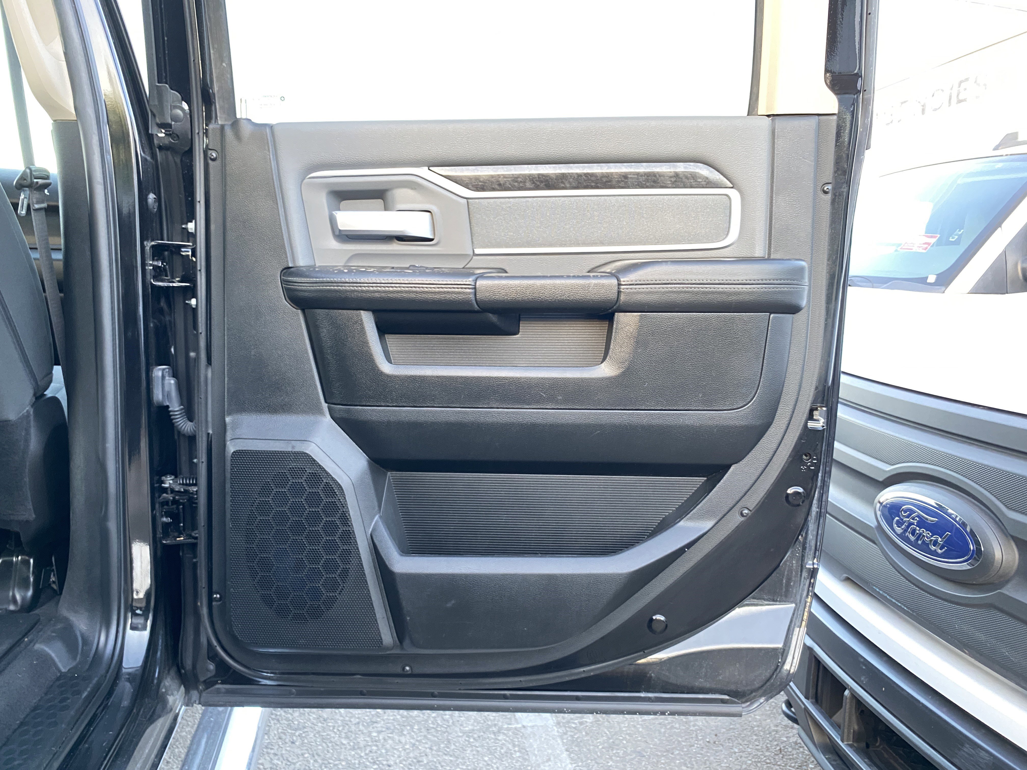 Used 2019 RAM 2500 Big Horn image 24