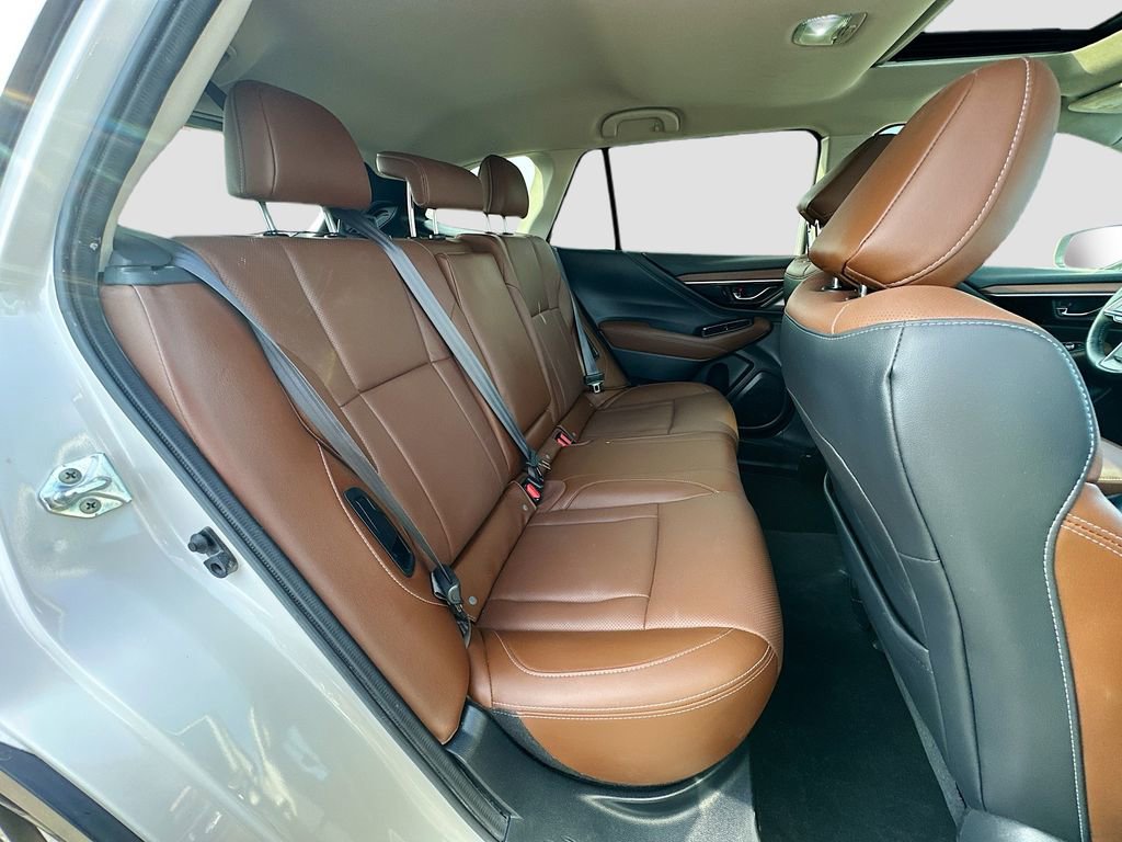 Used 2022 Subaru Outback Touring w/ Popular Package #2 image 30