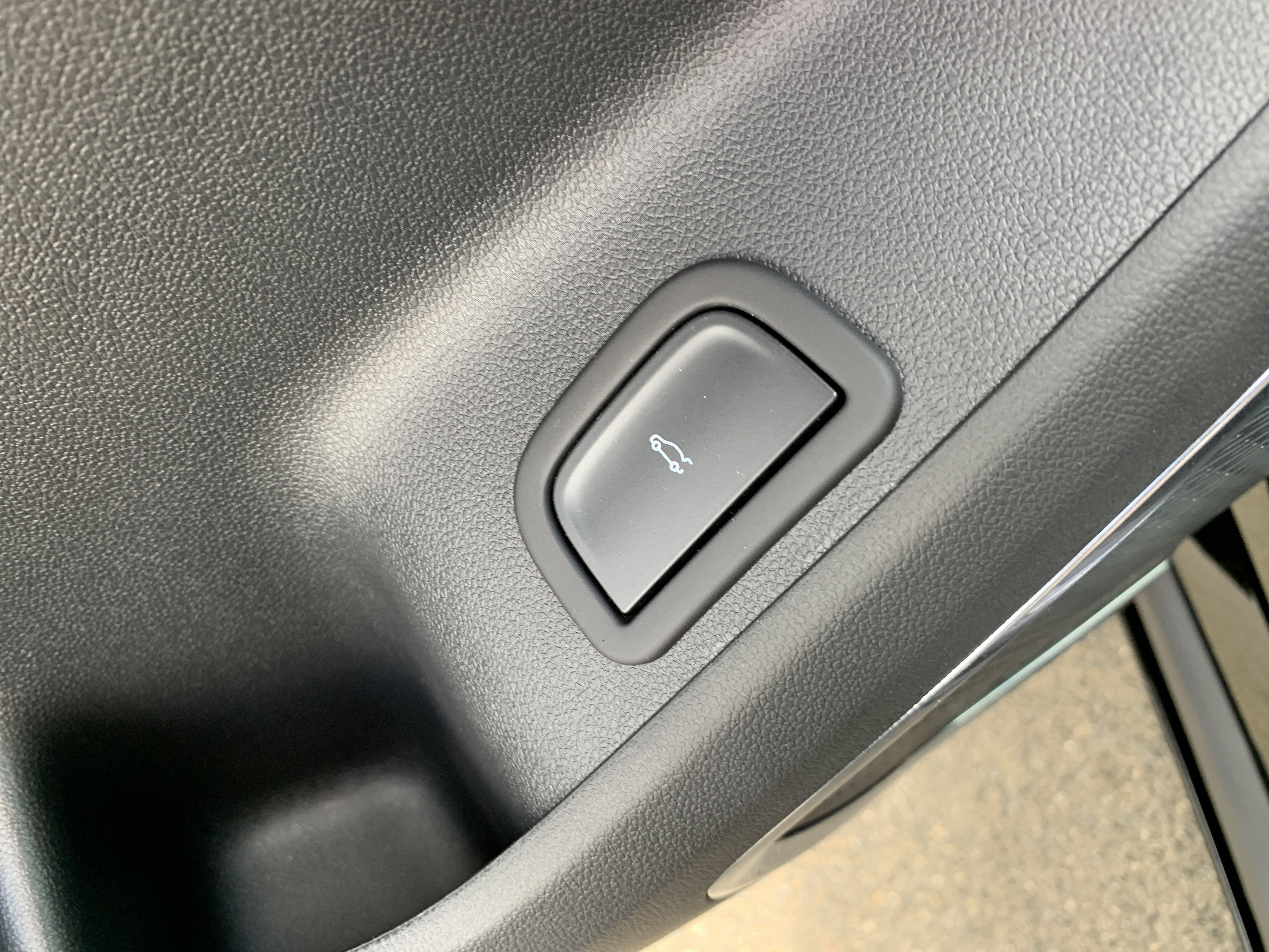 New 2026 Chevrolet Traverse RS w/ LPO, Floor Liner Package image 9