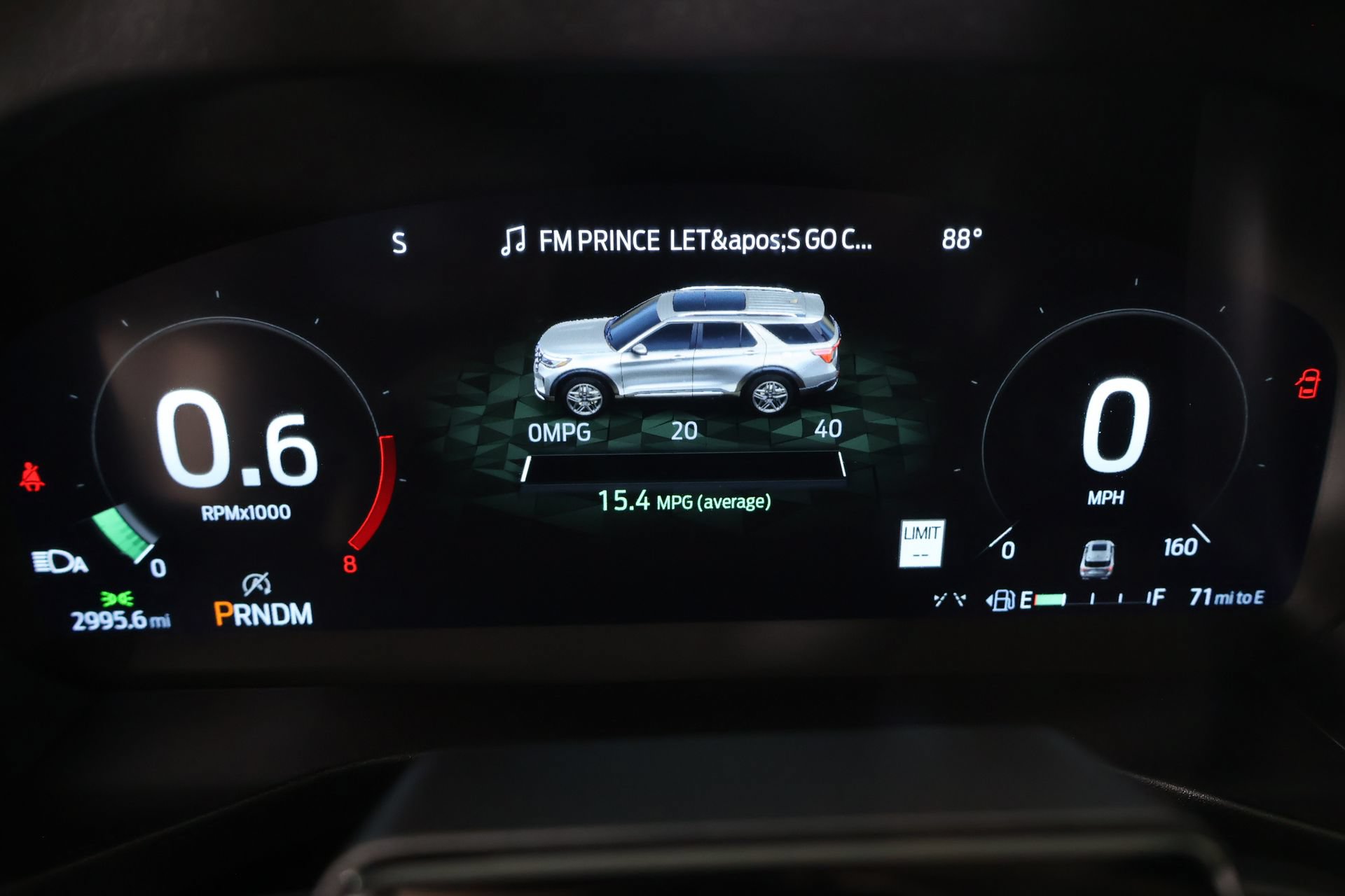 Used 2025 Ford Explorer ST RWD image 4