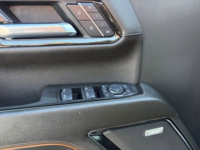 Used 2025 GMC Sierra 2500 AT4 w/ AT4 Premium Plus Package image 24
