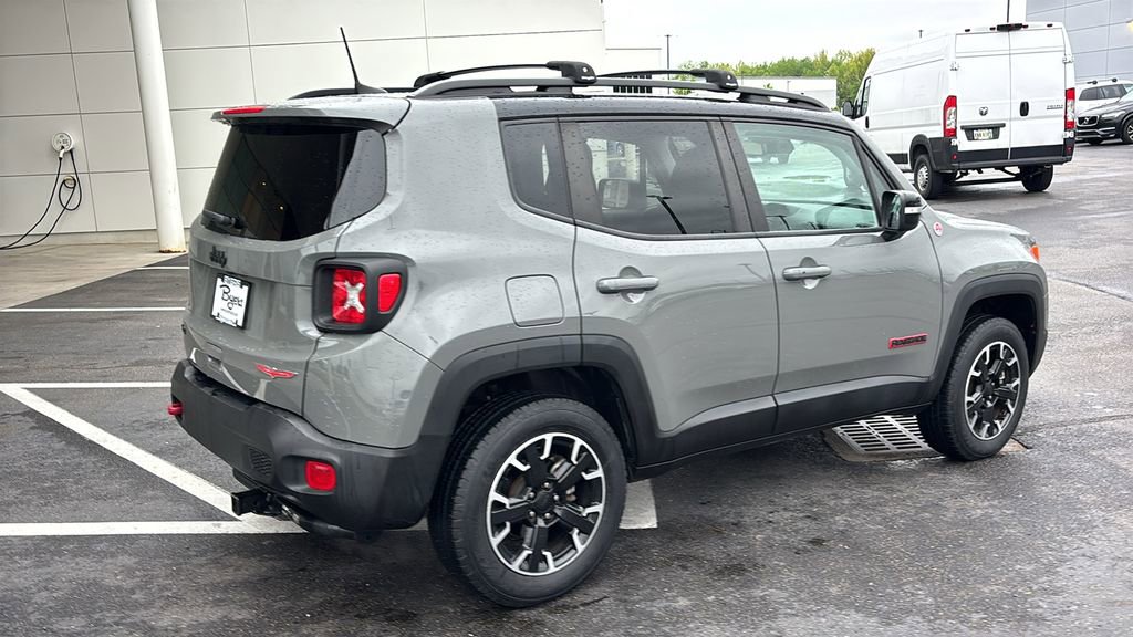 Used 2023 Jeep Renegade Trailhawk w/ Sun/Sound Group AWD/4WD image 29