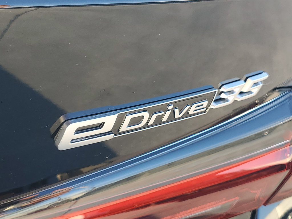 Used 2024 BMW i4 eDrive35 w/ Convenience Package RWD image 8