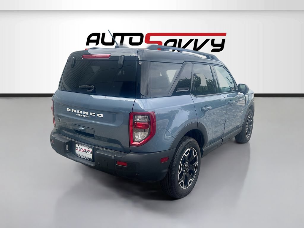Used 2025 Ford Bronco Sport Outer Banks w/ Outer Banks Tech Package+ AWD/4WD image 7
