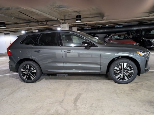 New 2026 Volvo XC60 T8 Core w/ Climate Package AWD/4WD image 2