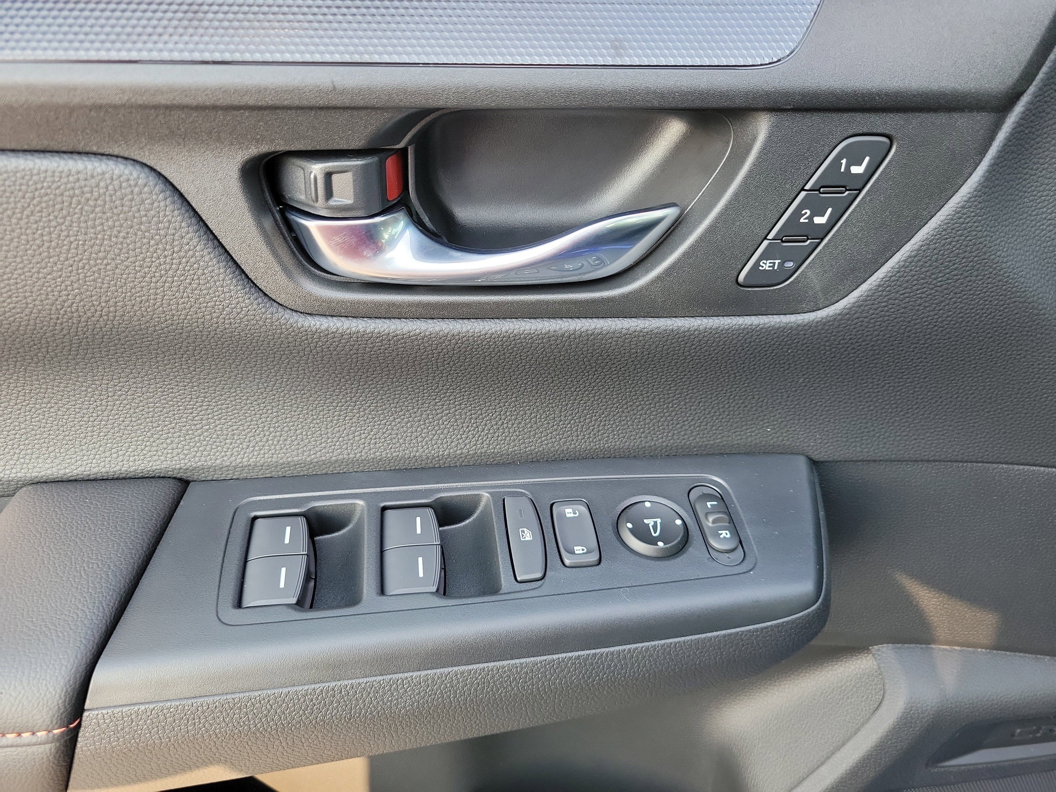New 2025 Honda CR-V Sport-L image 17