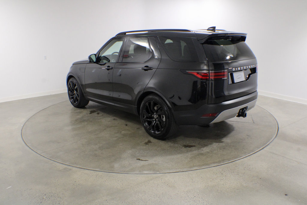 Certified 2025 Land Rover Discovery S AWD/4WD image 4
