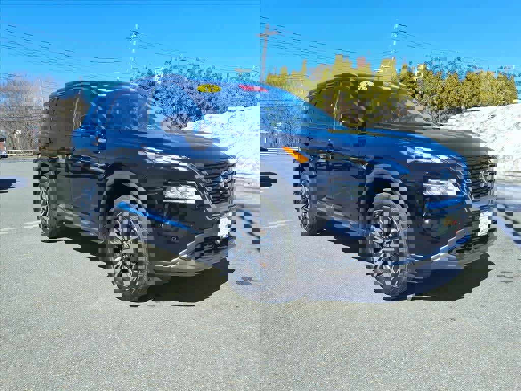 Certified 2023 Nissan Rogue SL w/ SL Premium Package image 3