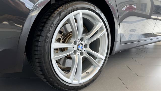 Used 2012 BMW 750i RWD image 31