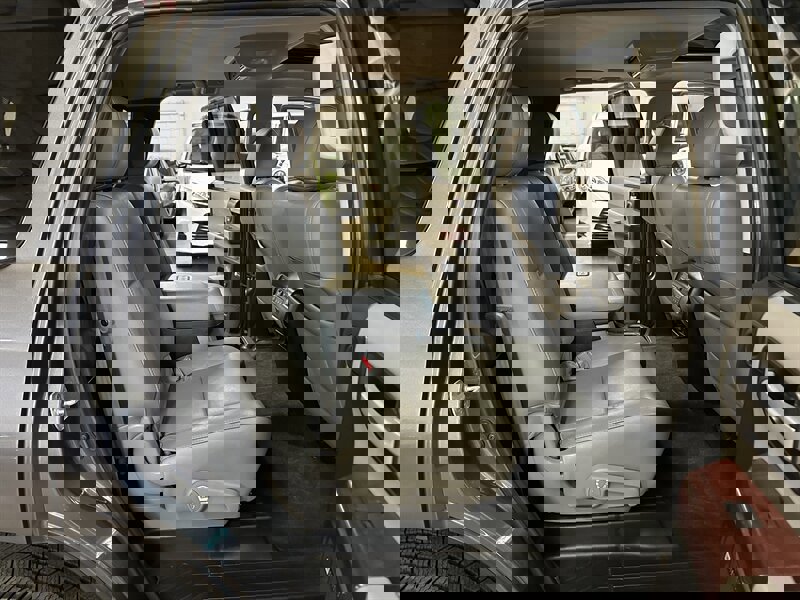 Used 2014 Toyota Sequoia Platinum image 12