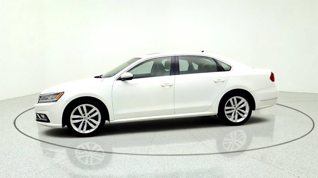 Used 2018 Volkswagen Passat 2.0T SE FWD image 8