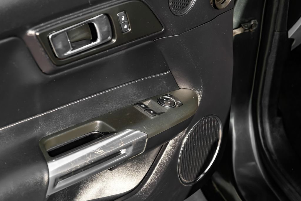 Used 2016 Ford Mustang GT Premium image 41