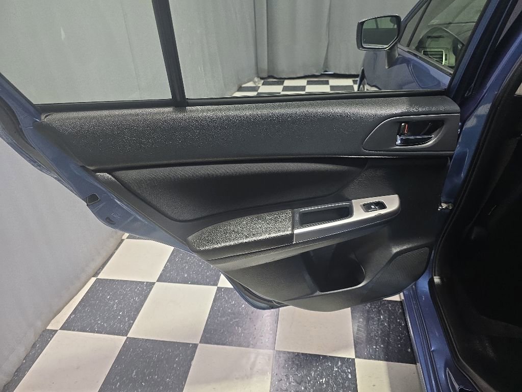 Used 2015 Subaru Impreza 2.0i Premium AWD/4WD image 13
