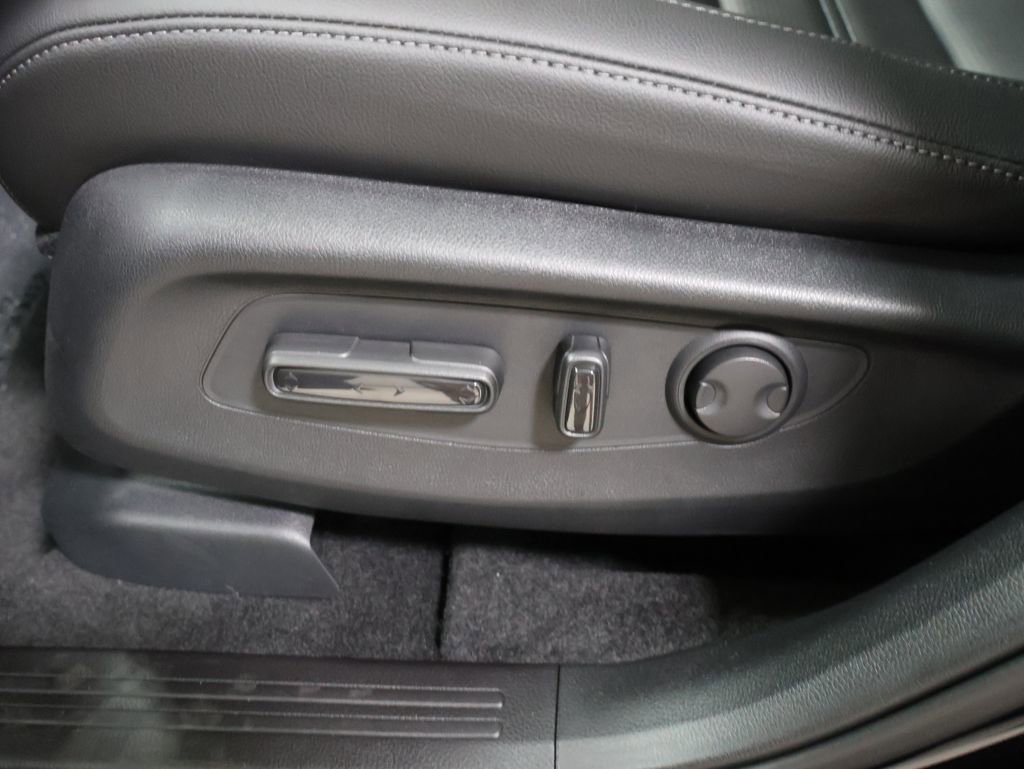 New 2026 Honda CR-V EX-L image 14