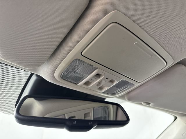 Used 2016 Honda CR-V Touring image 10