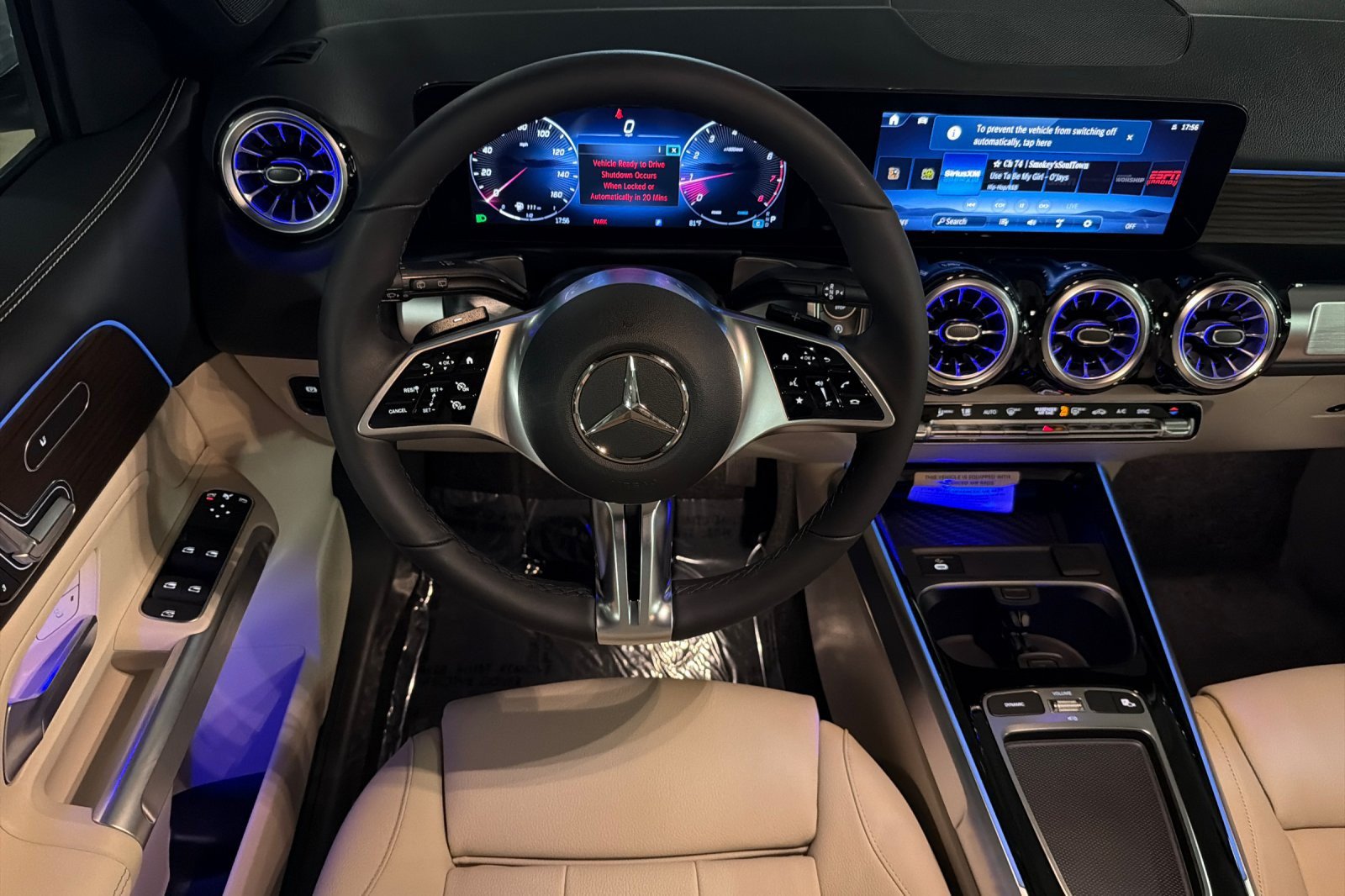 New 2026 Mercedes-Benz GLB 250 image 13