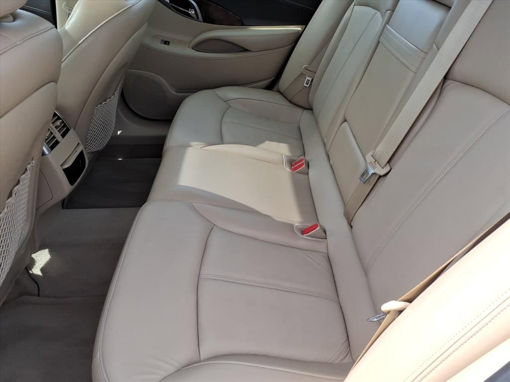 Used 2010 Buick LaCrosse CXL image 15